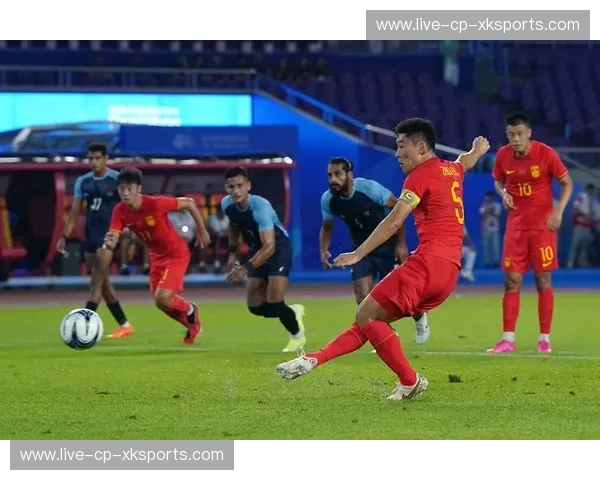 中国男足vs全世界:一种名为“不离不弃”的顶级心理博弈 中国男足vs全世界:一种名为“不离不弃”的顶级心理博弈