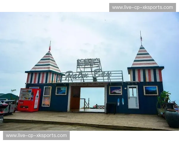 当“红魔”撞击“盐湖”：一场跨越山海的足球灵魂博弈